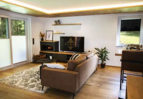 Cozy Forest Suite