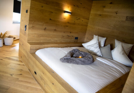 Cozy Forest Suite