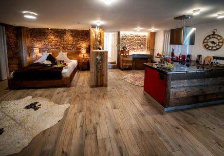 Von Lom Lodge