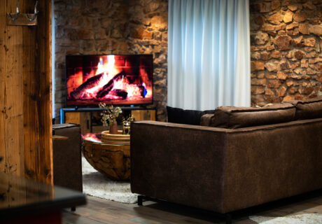 Von Lom Lodge