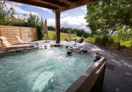 Von Lom Lodge