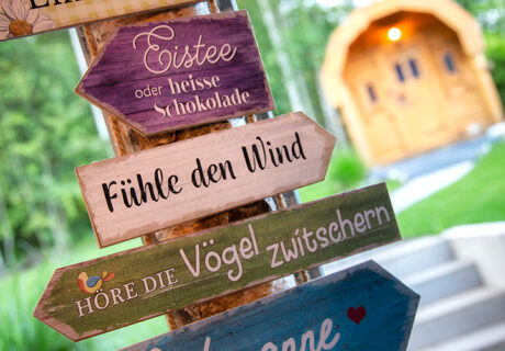 Chalet Tischlein Deck Dich
