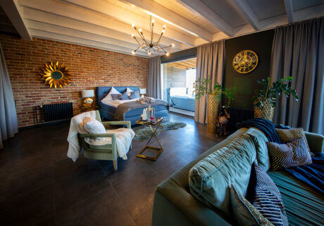 Golden Eye Suite