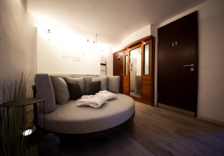 EifelturmSuite