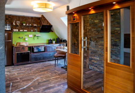 Old Chalet Suite